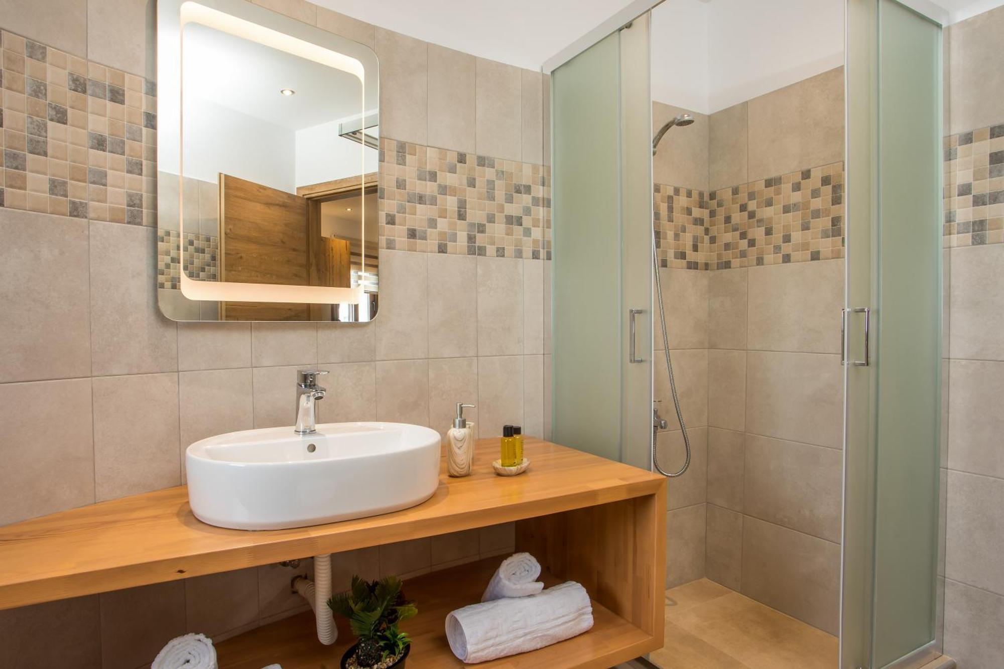 האראקי M&E Apartments New מראה חיצוני תמונה